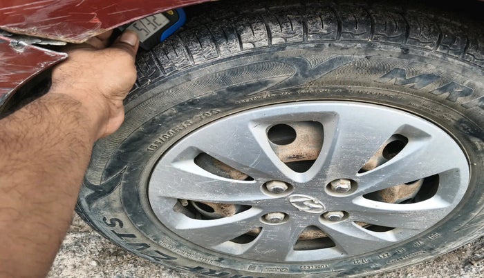 2011 Hyundai i10 SPORTZ 1.2, Petrol, Manual, 1,06,169 km, tyre