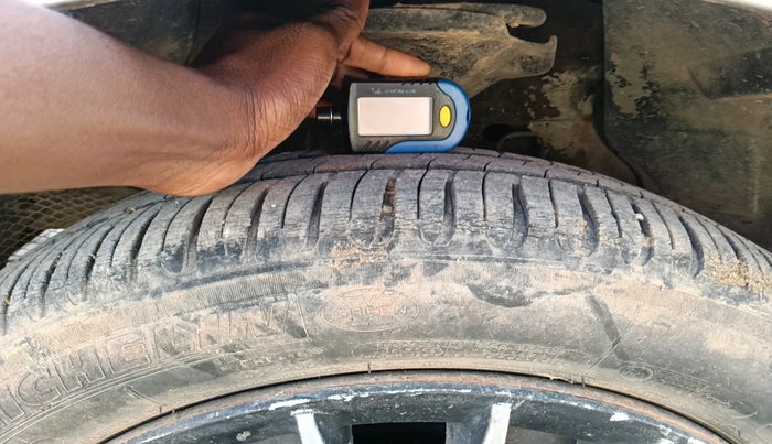 2010 Tata Manza AURA SAFIRE, Petrol, Manual, 1,05,667 km, tyre