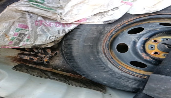 2010 Tata Manza AURA SAFIRE, Petrol, Manual, 1,05,667 km, tyre