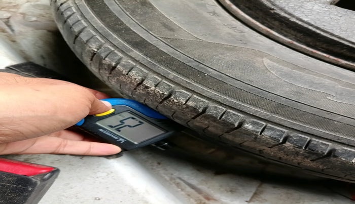 2017 Hyundai Creta E PLUS 1.4 DIESEL, Diesel, Manual, 1,66,190 km, tyre