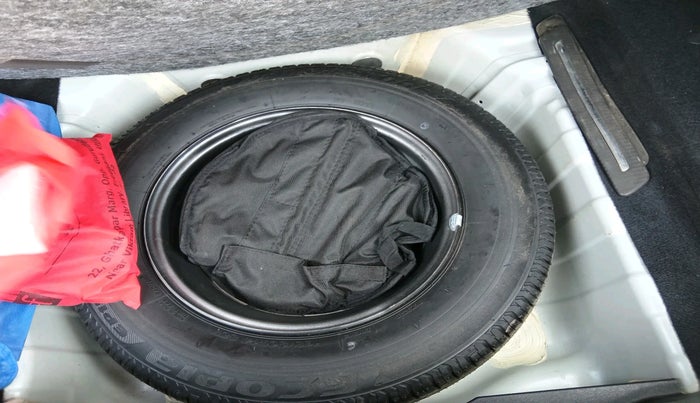 2023 Tata ALTROZ XM PLUS PETROL, Petrol, Manual, 11,860 km, tyre