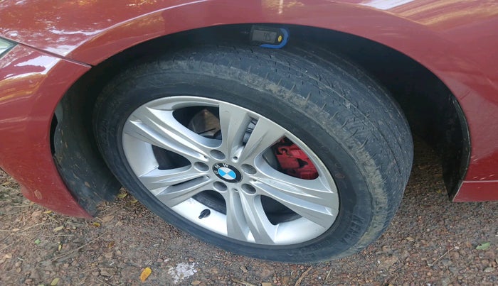 2014 BMW 3 Series 320D SPORTLINE, Diesel, Automatic, 2,42,323 km, tyre