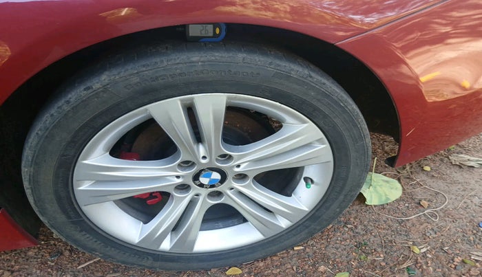 2014 BMW 3 Series 320D SPORTLINE, Diesel, Automatic, 2,42,323 km, tyre