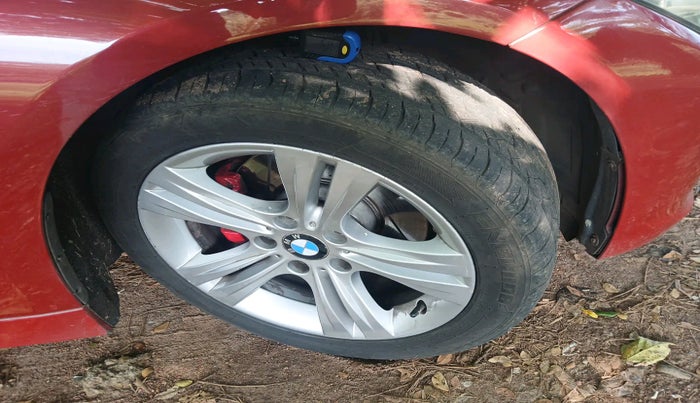 2014 BMW 3 Series 320D SPORTLINE, Diesel, Automatic, 2,42,323 km, tyre