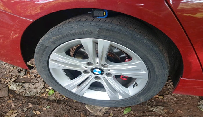 2014 BMW 3 Series 320D SPORTLINE, Diesel, Automatic, 2,42,323 km, tyre