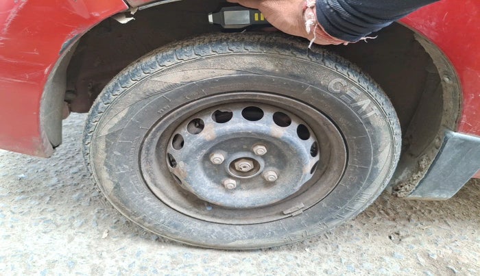 2014 Maruti Alto 800 LXI, Petrol, Manual, 94,718 km, tyre