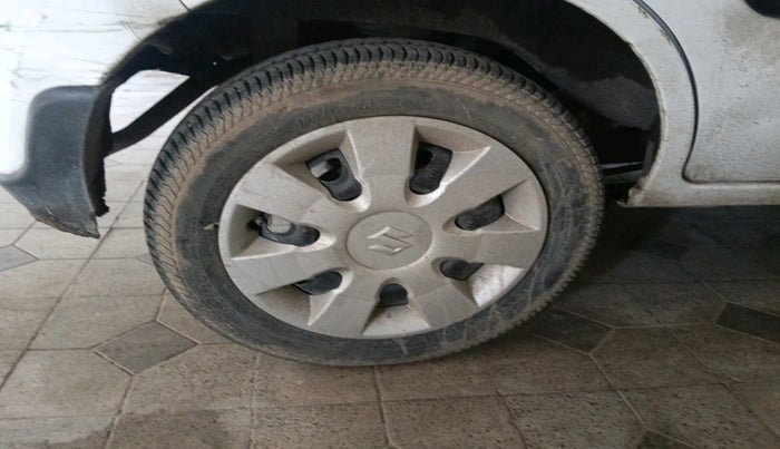 2017 Maruti Alto K10 VXI, Petrol, Manual, 67,638 km, tyre