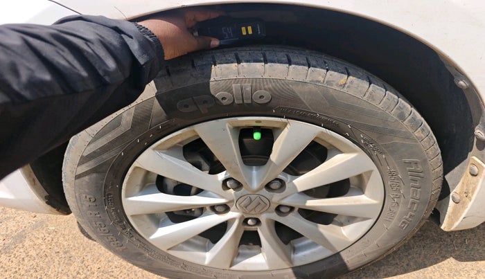 2014 Maruti Ertiga ZXI, Petrol, Manual, 63,610 km, tyre