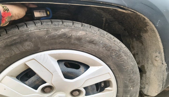 2016 Renault Kwid RXL, Petrol, Manual, 79,573 km, tyre