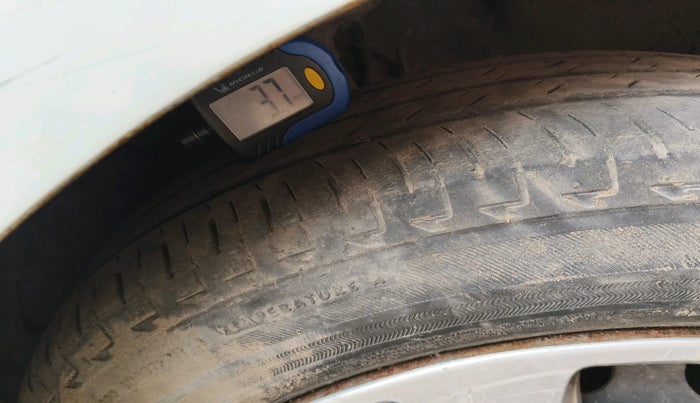 2013 Hyundai Verna FLUIDIC 1.6 VTVT EX, Petrol, Manual, 82,685 km, tyre