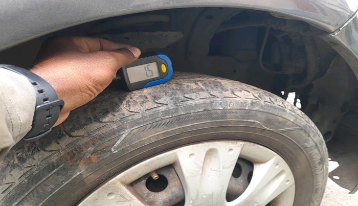 2017 Honda Amaze 1.2L I-VTEC S OPT, Petrol, Manual, 1,00,487 km, tyre