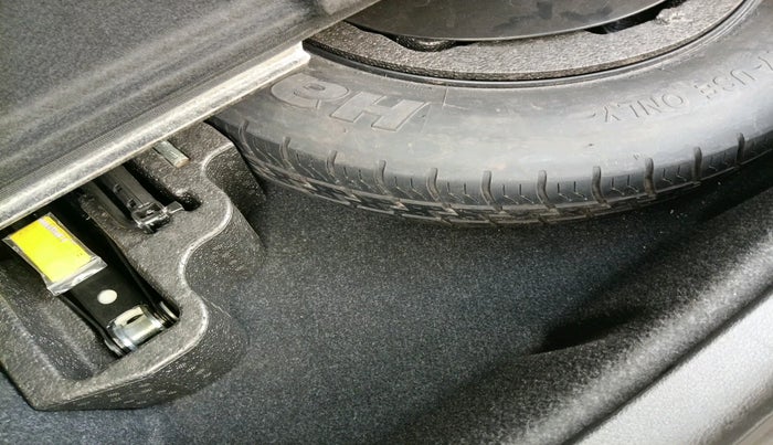 2018 BMW X1 sDrive 20d x Line, Diesel, Automatic, 1,16,539 km, tyre