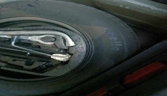 2012 Volkswagen Polo HIGHLINE DIESEL, Diesel, Manual, 91,937 km, tyre