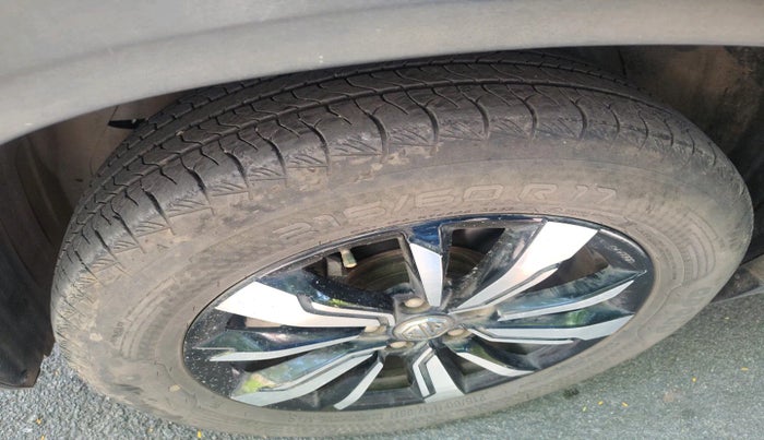 2019 MG HECTOR SUPER HYBRID 1.5 PETROL, Petrol, Manual, 54,846 km, tyre