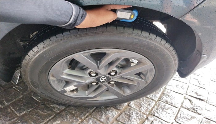 2021 Hyundai GRAND I10 NIOS SPORTZ 1.2 KAPPA VTVT, Petrol, Manual, 33,700 km, tyre