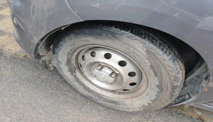 2014 Hyundai i10 MAGNA 1.1, Petrol, Manual, 44,601 km, tyre