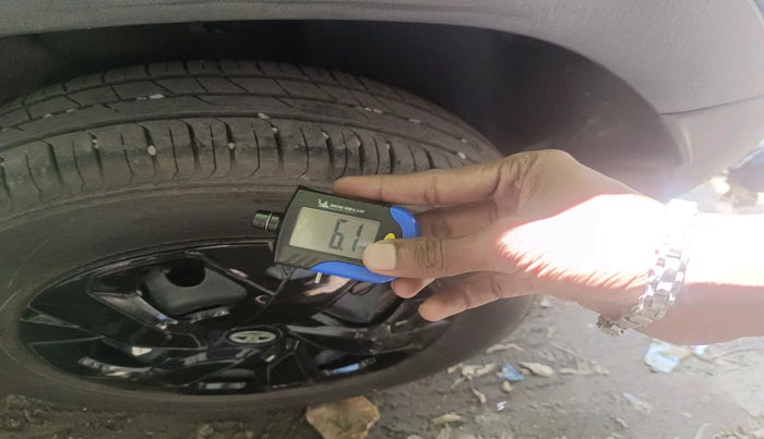 2023 Tata PUNCH ADVENTURE MT, Petrol, Manual, 9,792 km, tyre