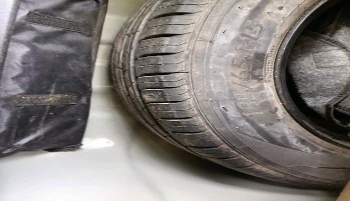 2022 Hyundai Verna SX (O)1.5 MPi, Petrol, Manual, 23,445 km, tyre