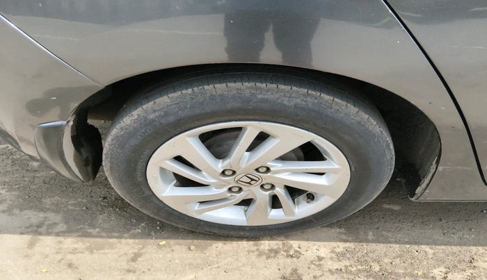 2017 Honda Jazz 1.2L I-VTEC VX, Petrol, Manual, 45,413 km, tyre