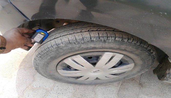 2018 Maruti Alto 800 LXI, Petrol, Manual, 54,023 km, tyre