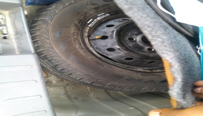 2018 Maruti Alto 800 LXI, Petrol, Manual, 54,023 km, tyre