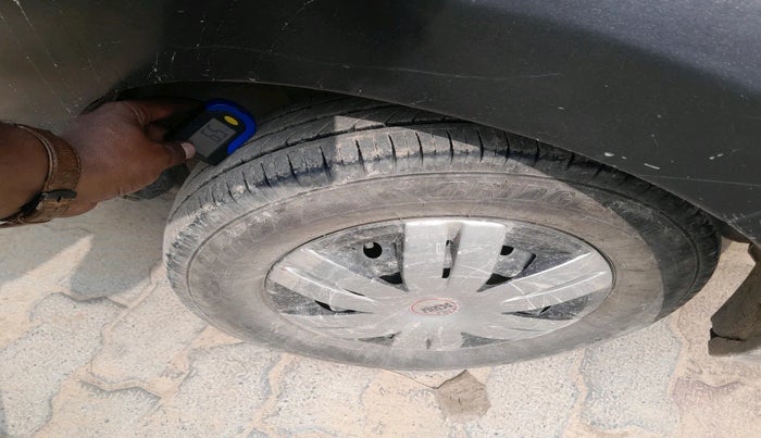 2018 Maruti Alto 800 LXI, Petrol, Manual, 54,023 km, tyre