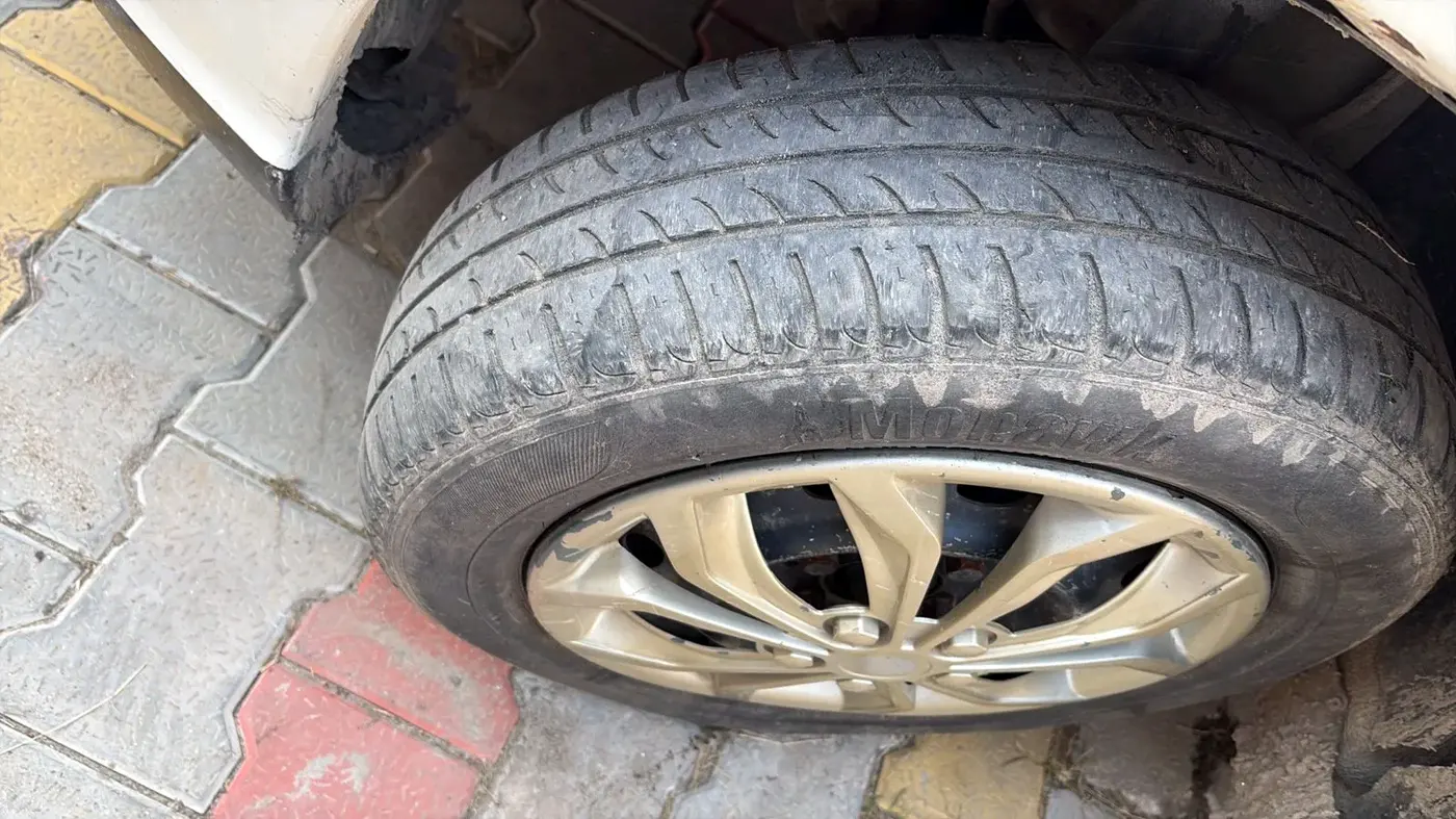 2016 Tata Indigo ECS LS TDI, Diesel, Manual, 88,515 km, tyre