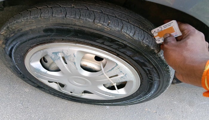 2011 Maruti Wagon R 1.0 LXI, Petrol, Manual, 47,762 km, tyre