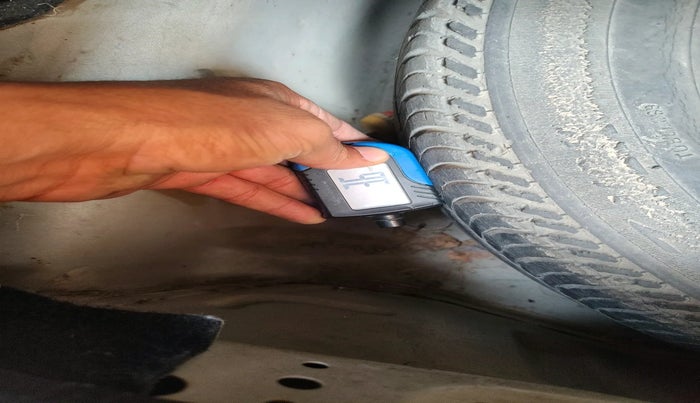 2010 Ford Figo ZXI 1.2 PETROL, Petrol, Manual, 52,966 km, tyre