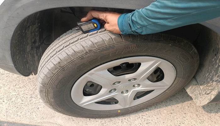 2021 KIA SELTOS HTE 1.5 DIESEL, Diesel, Manual, 49,277 km, tyre