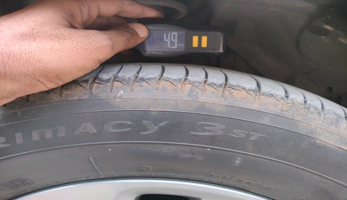 2016 Maruti S Cross ALPHA 1.6, Diesel, Manual, 48,156 km, tyre