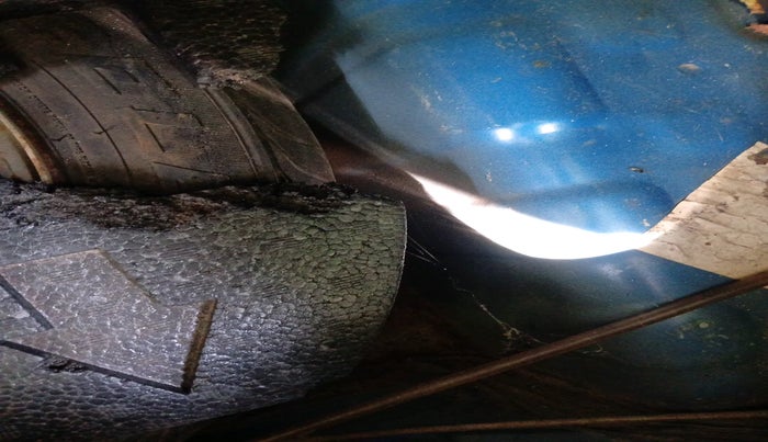 2011 Chevrolet Beat LT PETROL, Petrol, Manual, 57,637 km, tyre