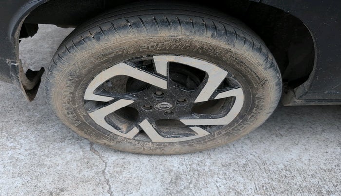 2024 Nissan MAGNITE XV PREMIUM TURBO, Petrol, Manual, 44,072 km, tyre