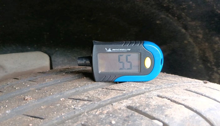 2011 BMW X3 XDRIVE 30 D, Diesel, Automatic, 1,20,614 km, tyre