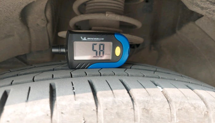 2017 Maruti Baleno ZETA PETROL 1.2, Petrol, Manual, 62,429 km, tyre