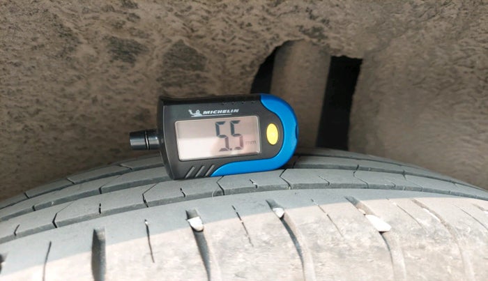 2017 Maruti Baleno ZETA PETROL 1.2, Petrol, Manual, 62,429 km, tyre