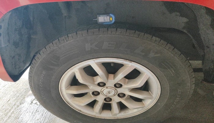 2016 Mahindra TUV300 T8, Diesel, Manual, 64,253 km, tyre