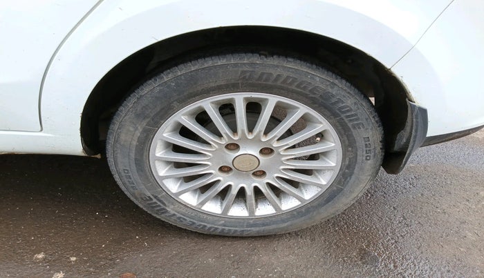 2014 Tata Zest XMA F-TRONIC DIESEL, Diesel, Automatic, 79,052 km, tyre