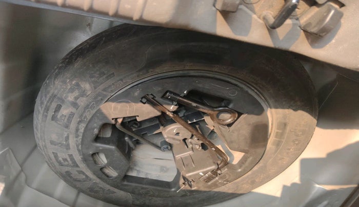 2010 Hyundai i10 MAGNA 1.2, Petrol, Manual, 26,041 km, tyre