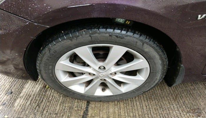 2013 Hyundai Verna FLUIDIC 1.6 VTVT SX AT, Petrol, Automatic, 64,857 km, tyre