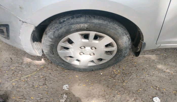 2012 Hyundai i20 MAGNA 1.2, Petrol, Manual, 75,521 km, tyre