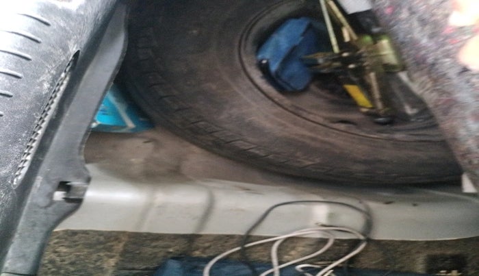 2012 Hyundai i20 MAGNA 1.2, Petrol, Manual, 75,521 km, tyre