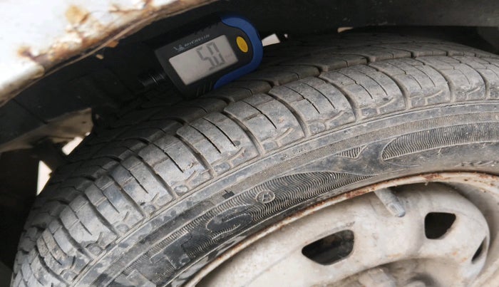 2014 Hyundai Santro Xing GL, Petrol, Manual, 98,512 km, tyre