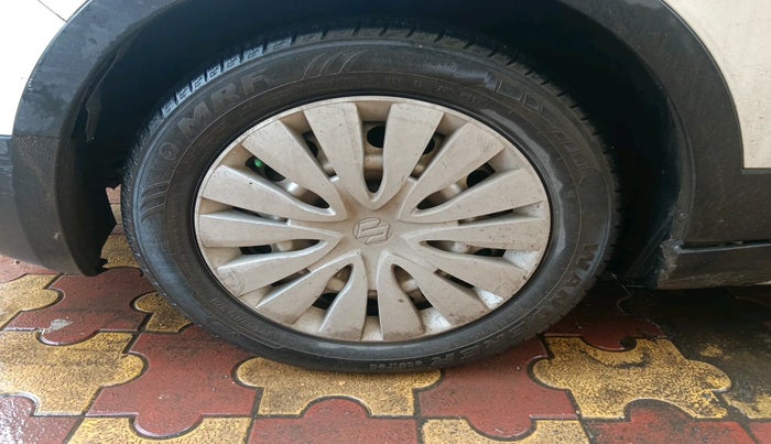 2017 Maruti S Cross SIGMA 1.3, Diesel, Manual, 82,273 km, tyre