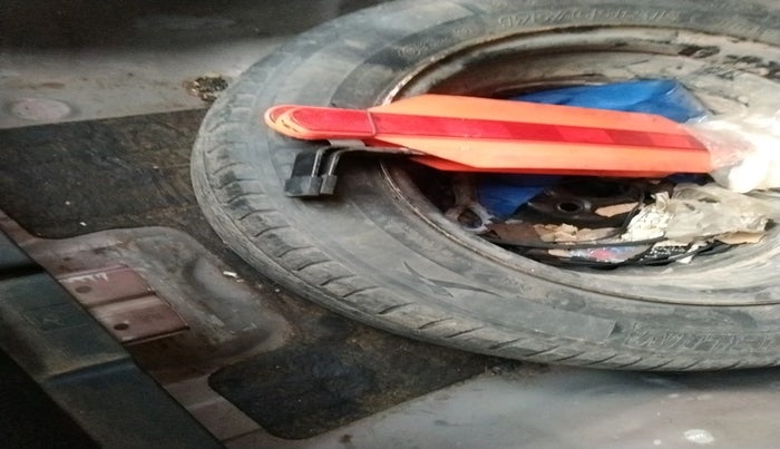 2015 Honda City 1.5L I-VTEC V MT, Petrol, Manual, 82,434 km, tyre