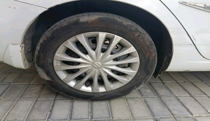 2017 Maruti Ciaz DELTA DIESEL 1.3, Diesel, Manual, 1,57,617 km, tyre