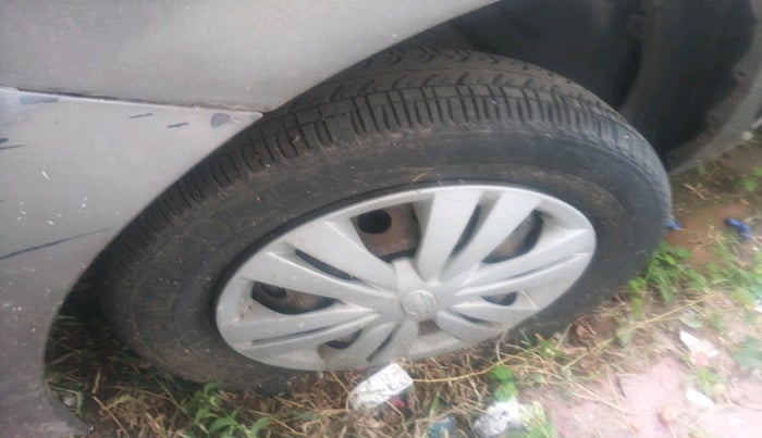 2015 Datsun Go Plus T, Petrol, Manual, 15,000 km, tyre