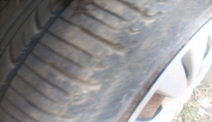 2015 Datsun Go Plus T, Petrol, Manual, 15,000 km, tyre