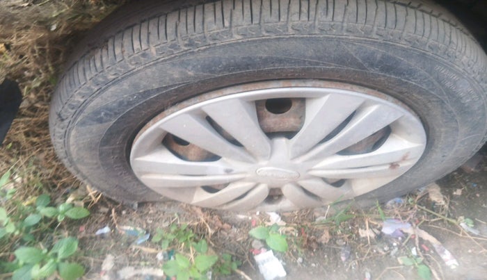 2015 Datsun Go Plus T, Petrol, Manual, 15,000 km, tyre