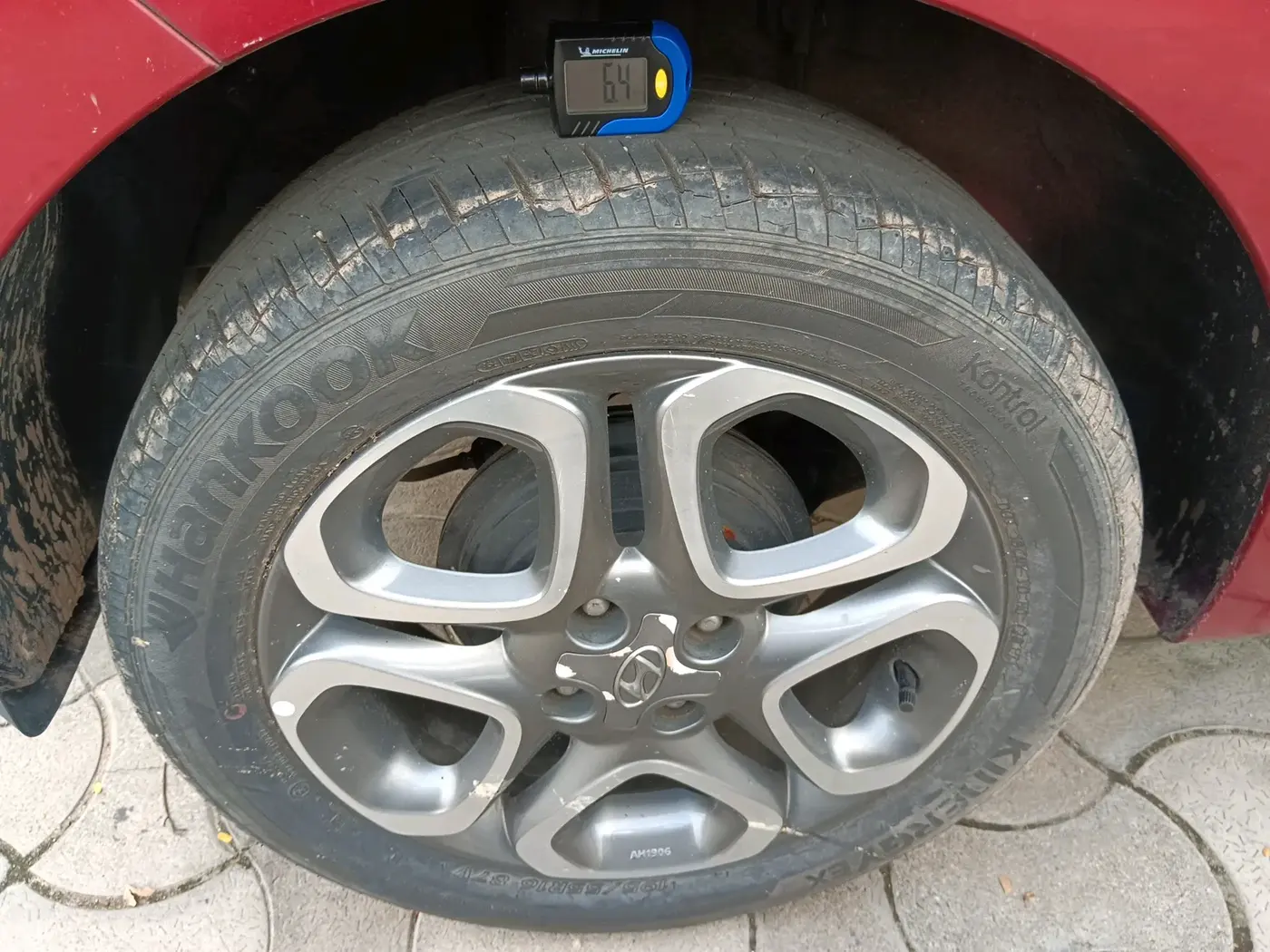 2018 Hyundai Elite i20 ASTA 1.2 (O), Petrol, Manual, 8,634 km, tyre